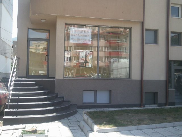 Магазин  90м²